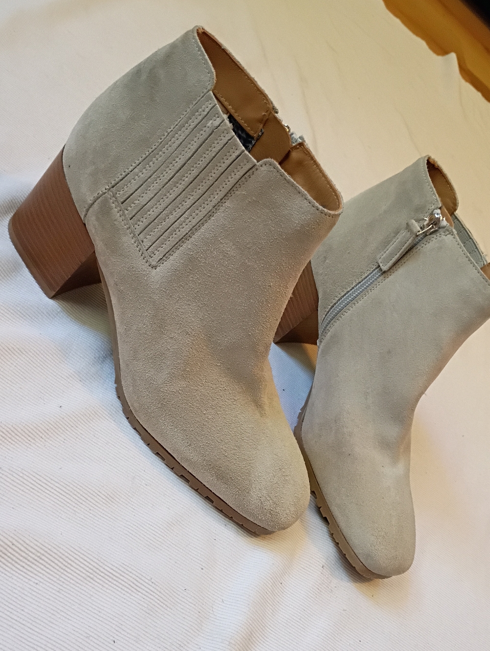 Aquatalia Women's Light Taupe Suede Ankle Boot